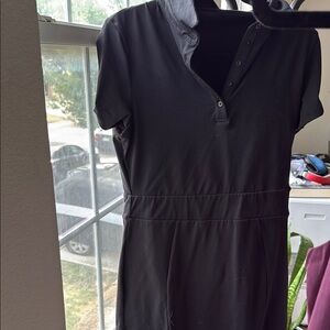 Black short sleeve collared golf Dress